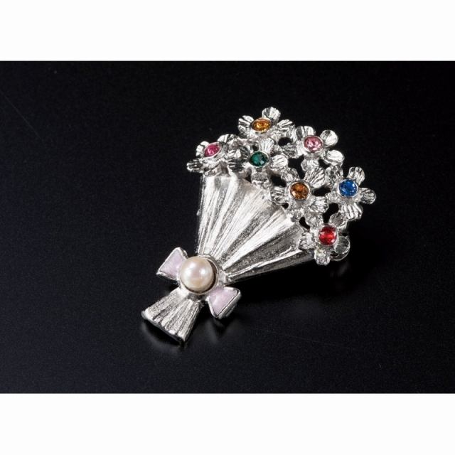 パール・パール・コウベ アコヤ真珠ブローチ ブーケ